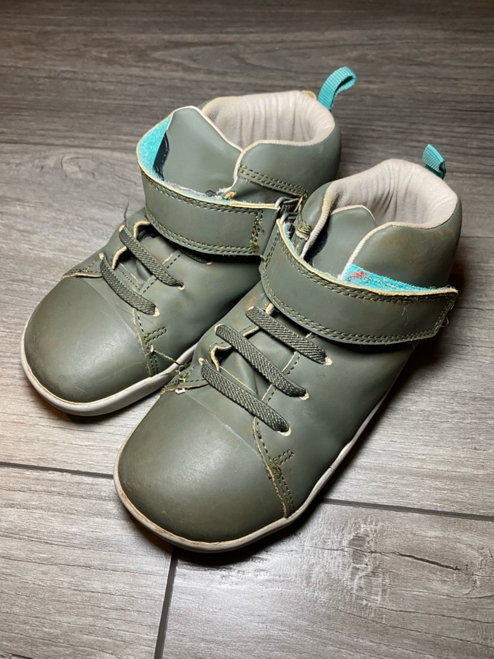 VGUC Ten Little Barefoot Zero Drop Minimalist Olive Green High-Top Sneakers